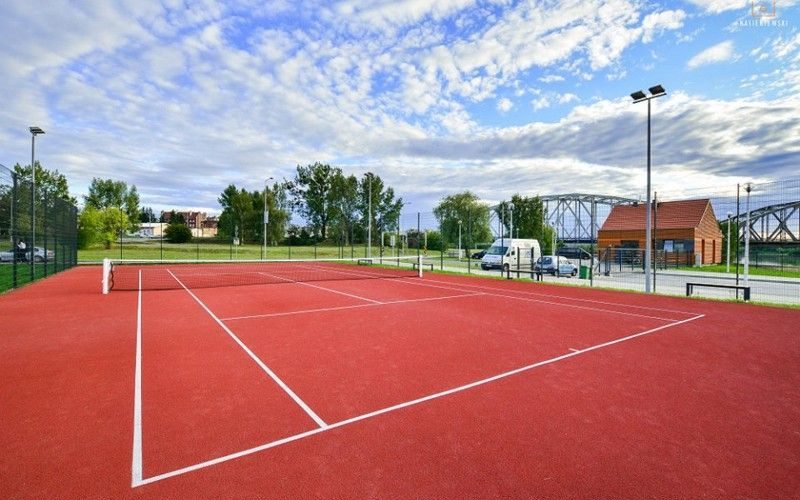 zdjęcie kortu tenisowego